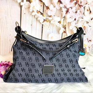 Dooney & Bourke Large shoulder bag